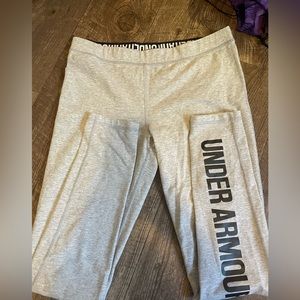 Grey Under Armour Leggings, Size Medium or Small (Tag not on Pants)
